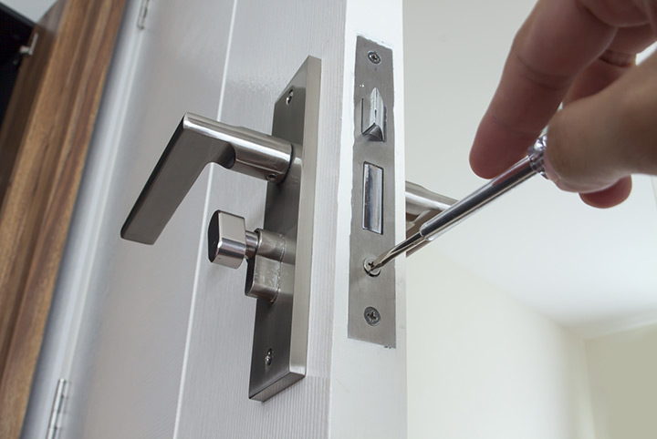 Our local locksmiths are able to repair and install door locks for properties in Tower Hamlets and the local area.